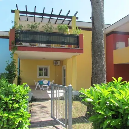 公寓 Homely Apartment With Private Garden